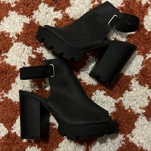 H&M sling back chunky heels